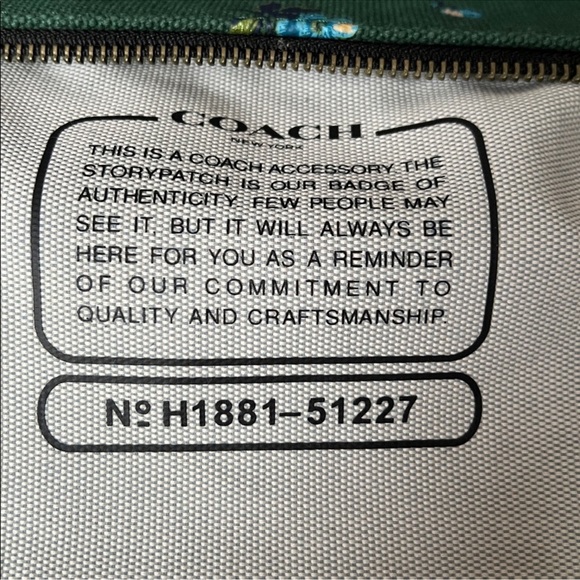 Coach Rexy Turnlock Pouch 26-Like New - Picture 13 of 13